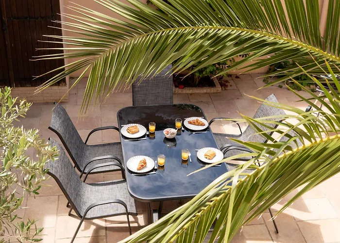 Sous Les Palmiers - Terrasse Privee - 500M Plage